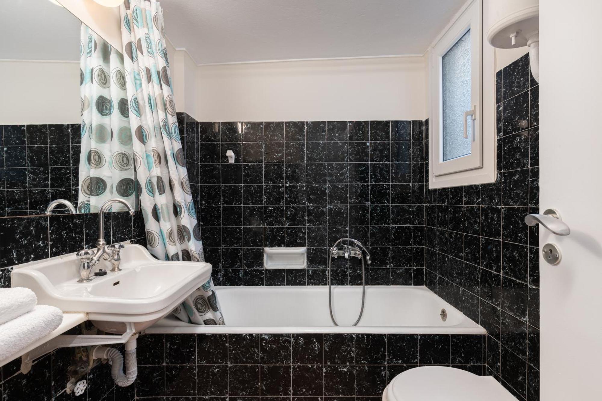 Lovely Apartment In Exarcheia Athens Exterior photo
